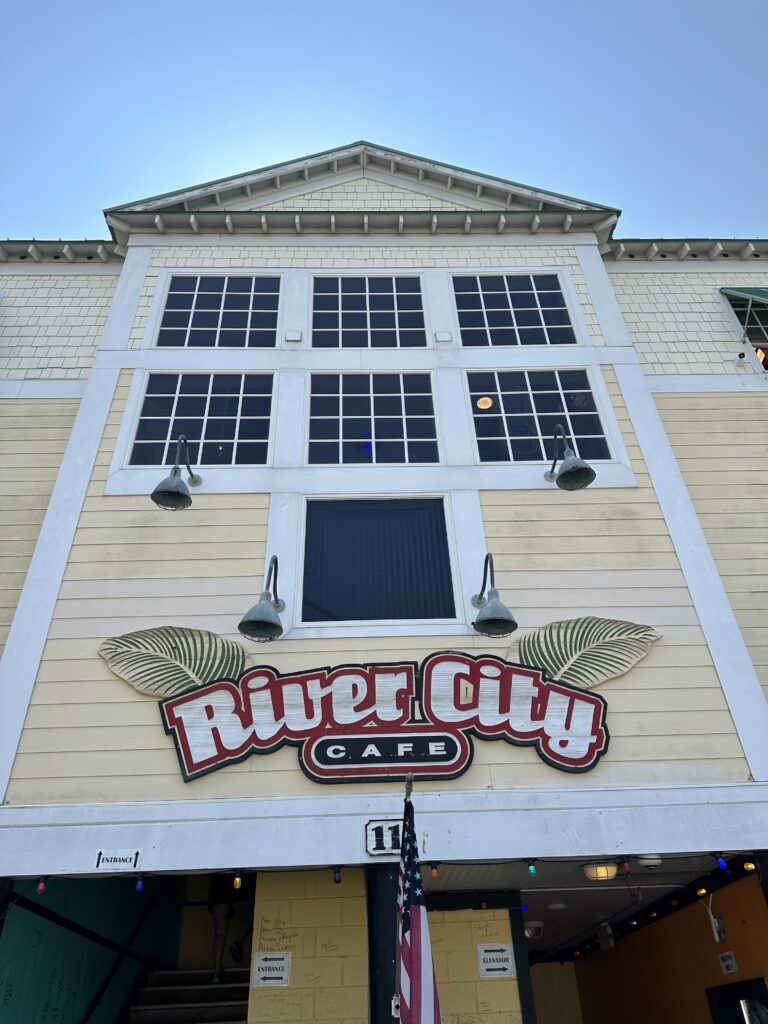 Restaurants in Surfside Beach - River City Café